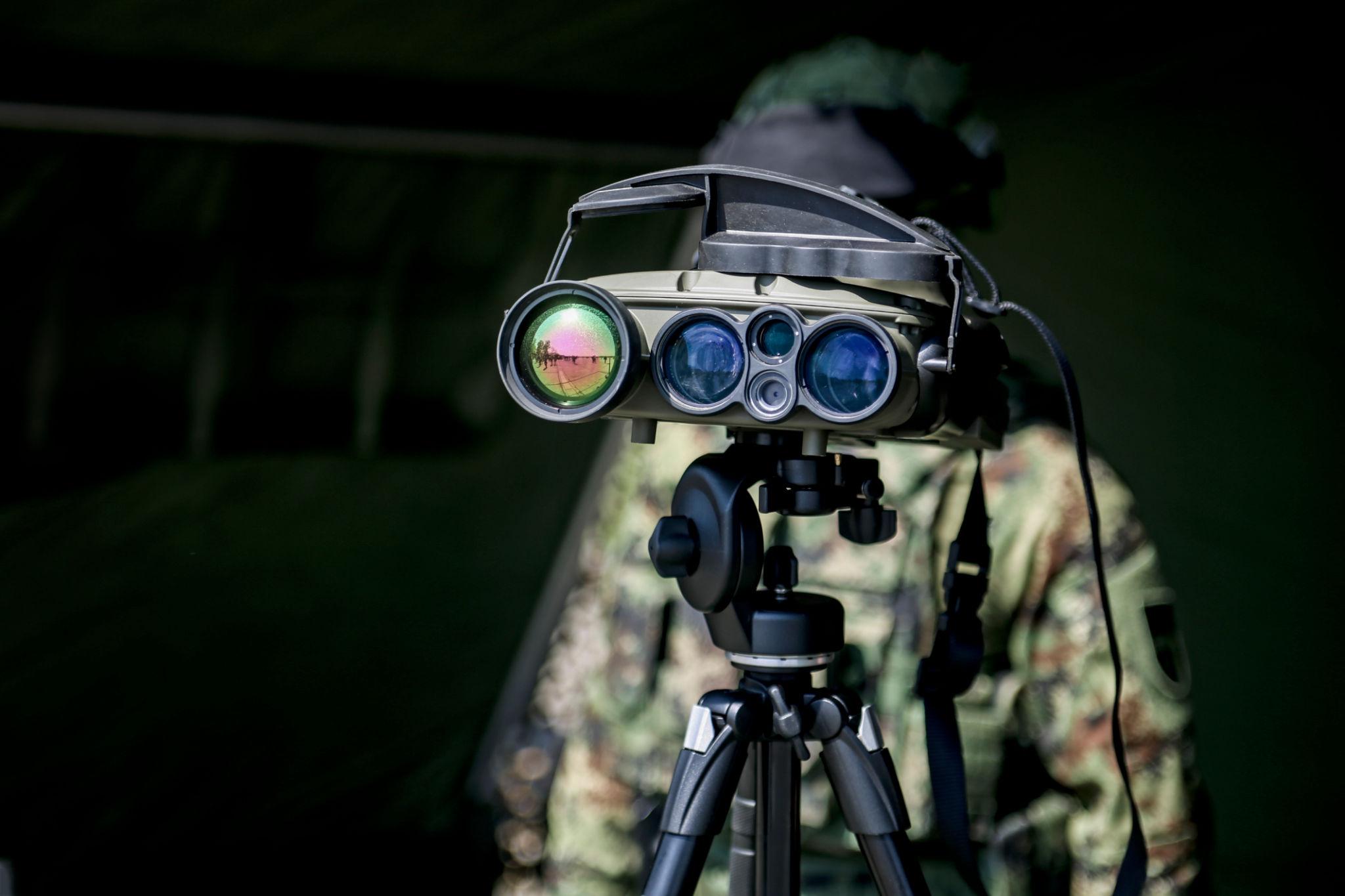 Long Range Night Vision Devices: Expanding Visibility for Outdoor Observation and Security(pic2)