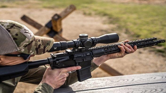High-Performance Rifle Scopes: Precision Optics for Long-Range Observation and Outdoor Applications(pic1)